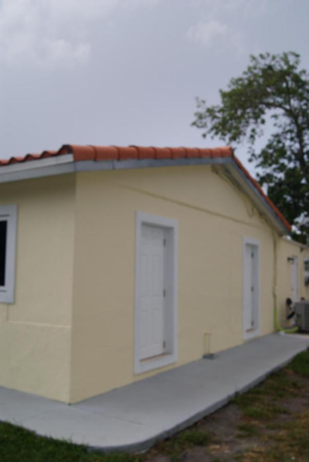 Private Studio Two Miles From Hard Rock Stadium Miami Gardens Zewnętrze zdjęcie